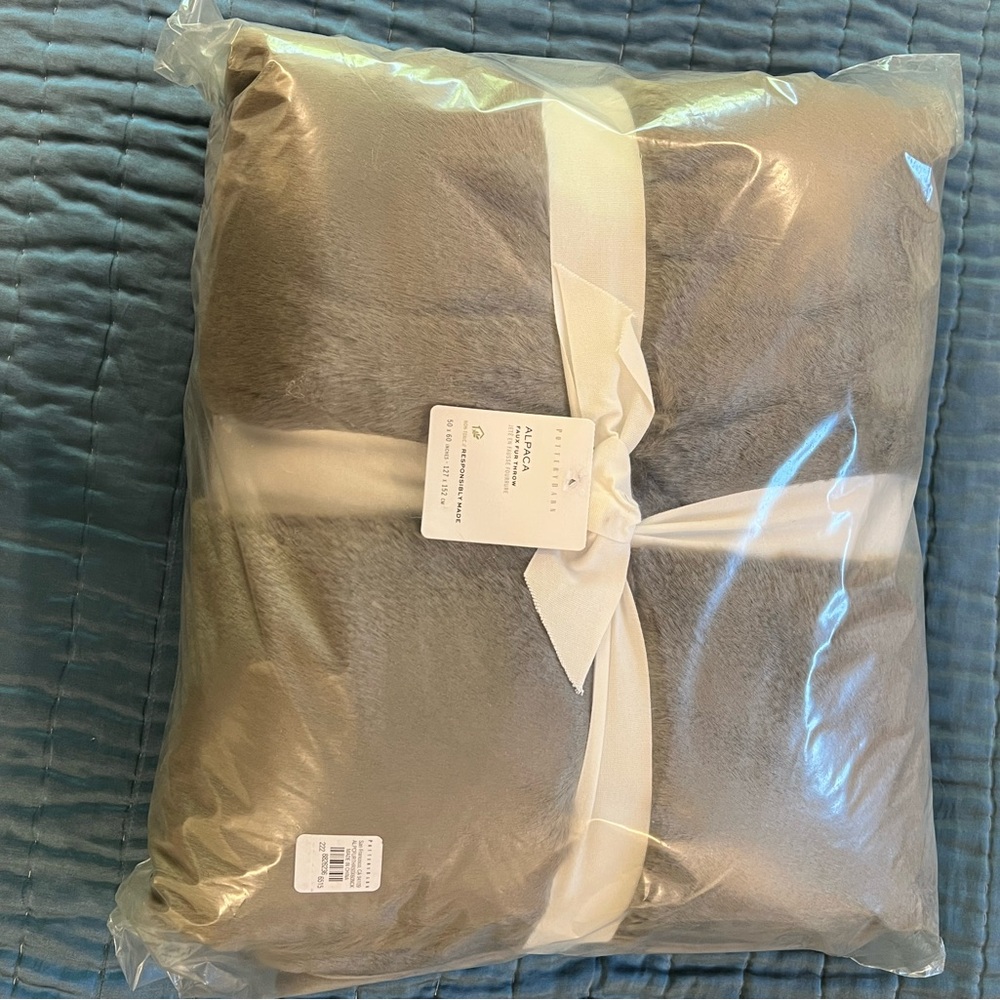 Pottery Barn Gray Faux Fur Alpaca Throw Blanket NWT